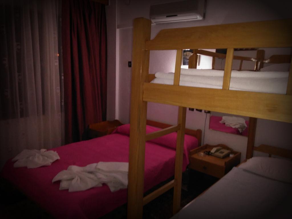 Hotel Pak - Adult Only