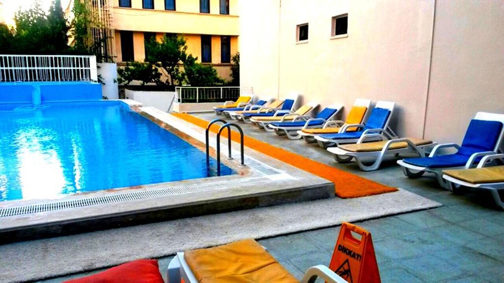 Pak - Adult Only Kusadası