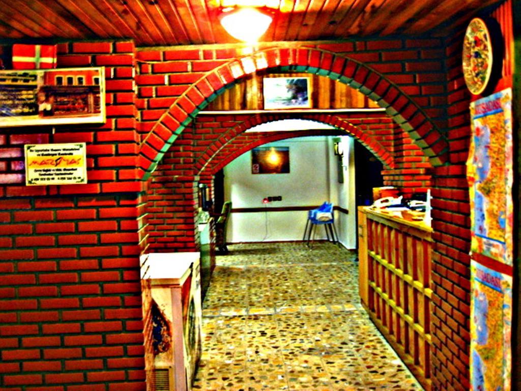 Pak - Adult Only Hotel 2*